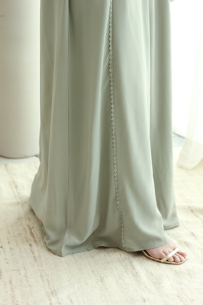 Niara Abaya
